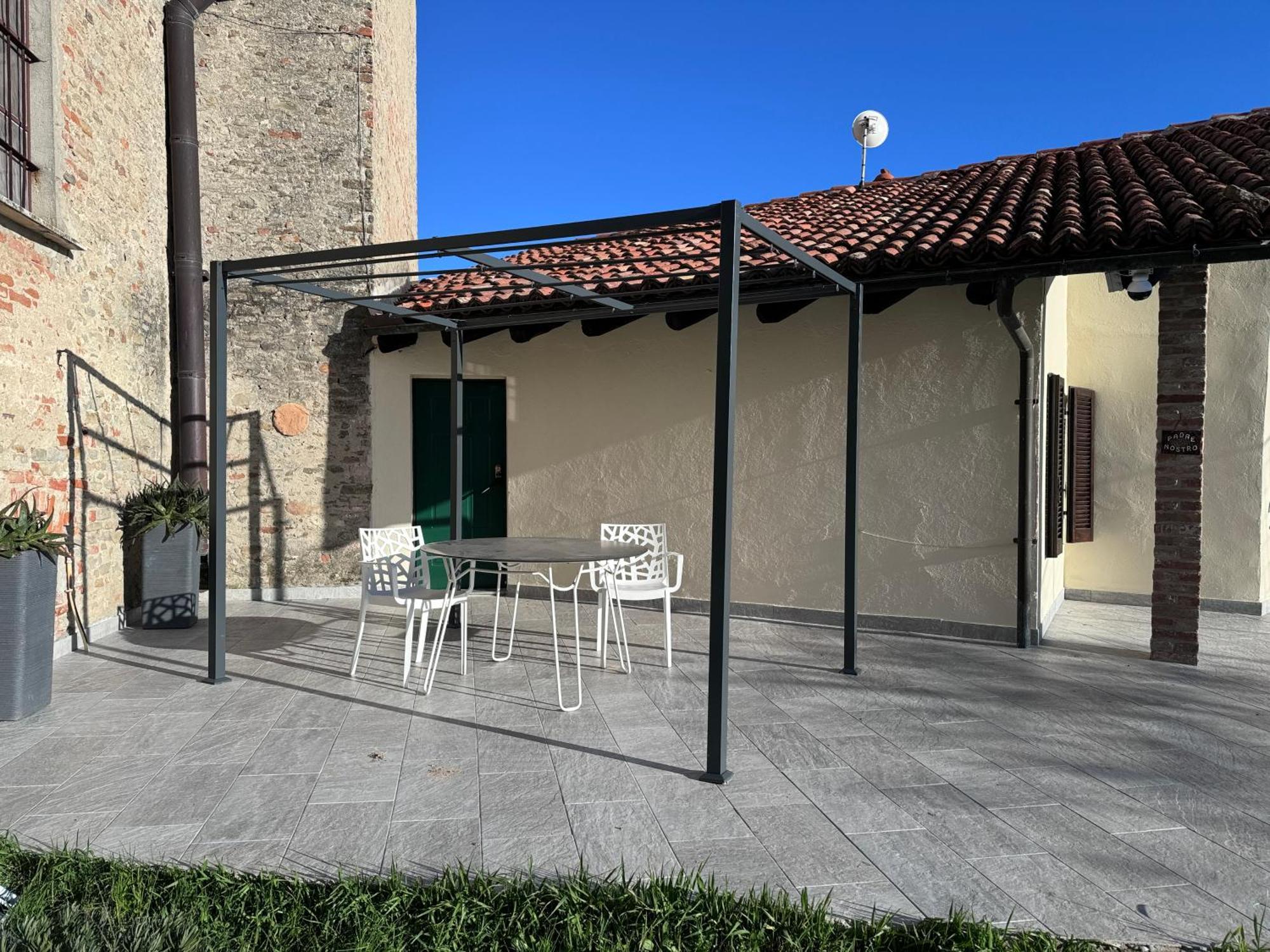 Comecasa 2 Bedrooms With Garden Apartment Benevello Exterior photo